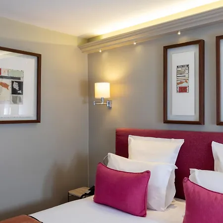 Le Relais Des Halles Hotel