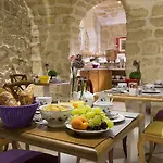Ξενοδοχείο Le Relais Des Halles 4*