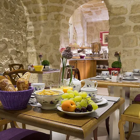 Ξενοδοχείο Le Relais Des Halles 4*
