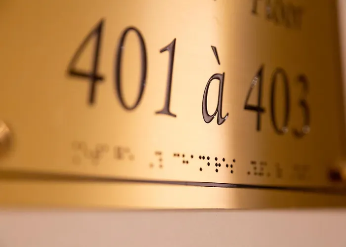 Le Relais Des Halles Hotel Parigi