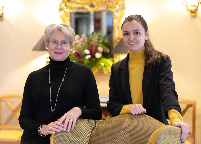 Le Relais Des Halles Hotel