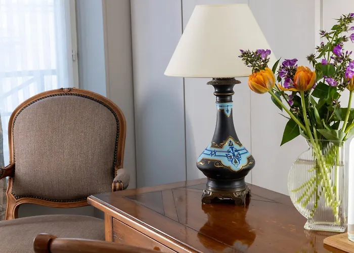 Hotel Le Relais Des Halles 4*