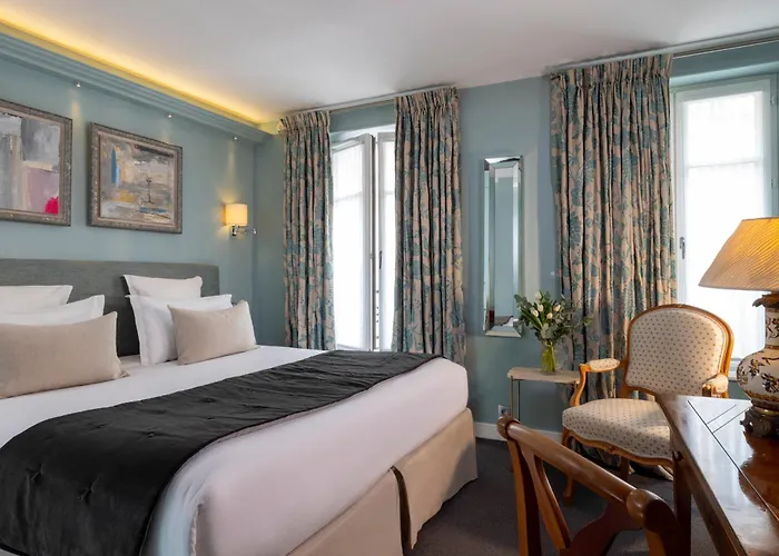 Le Relais Des Halles Hotel Parigi