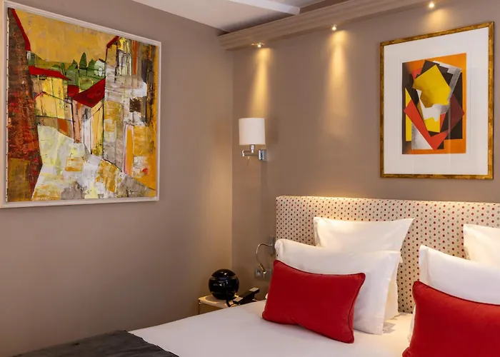 Le Relais Des Halles 4*