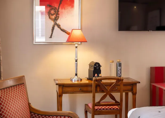 Hotel Le Relais Des Halles Parigi