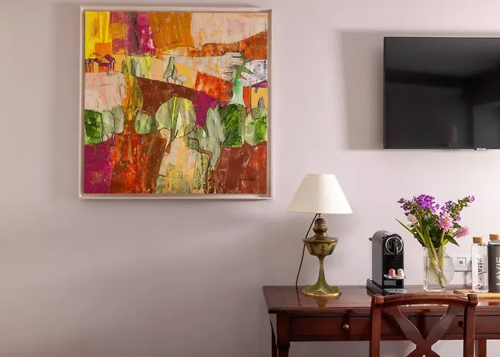 Le Relais Des Halles Hotel