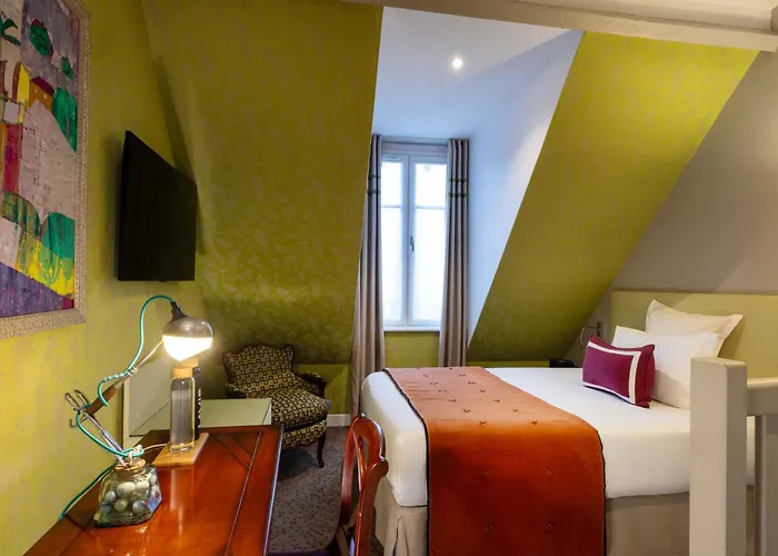 Le Relais Des Halles Hotel Parigi