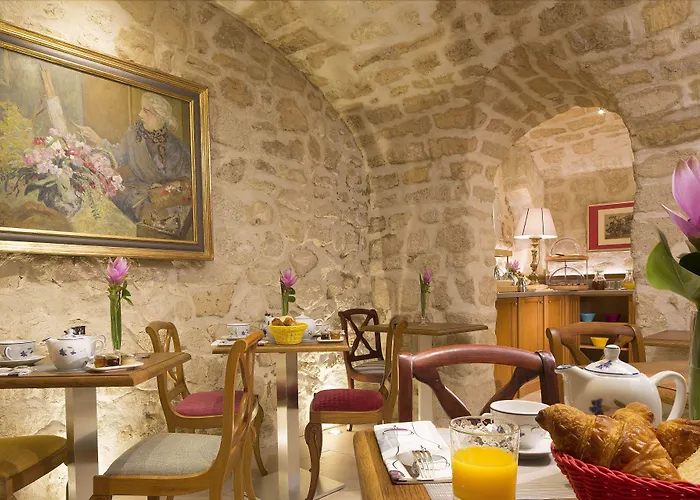 Le Relais Des Halles Otel