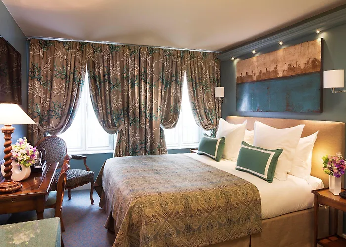 Le Relais Des Halles 4*