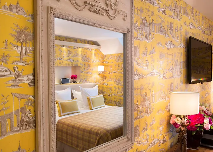 Hotel Le Relais Des Halles 4*