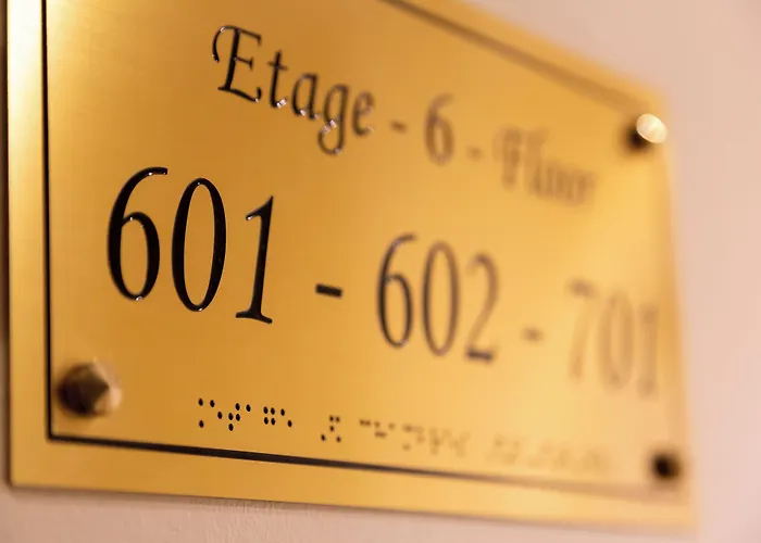 Le Relais Des Halles 4*