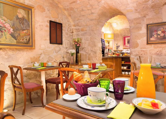 Otel Le Relais Des Halles